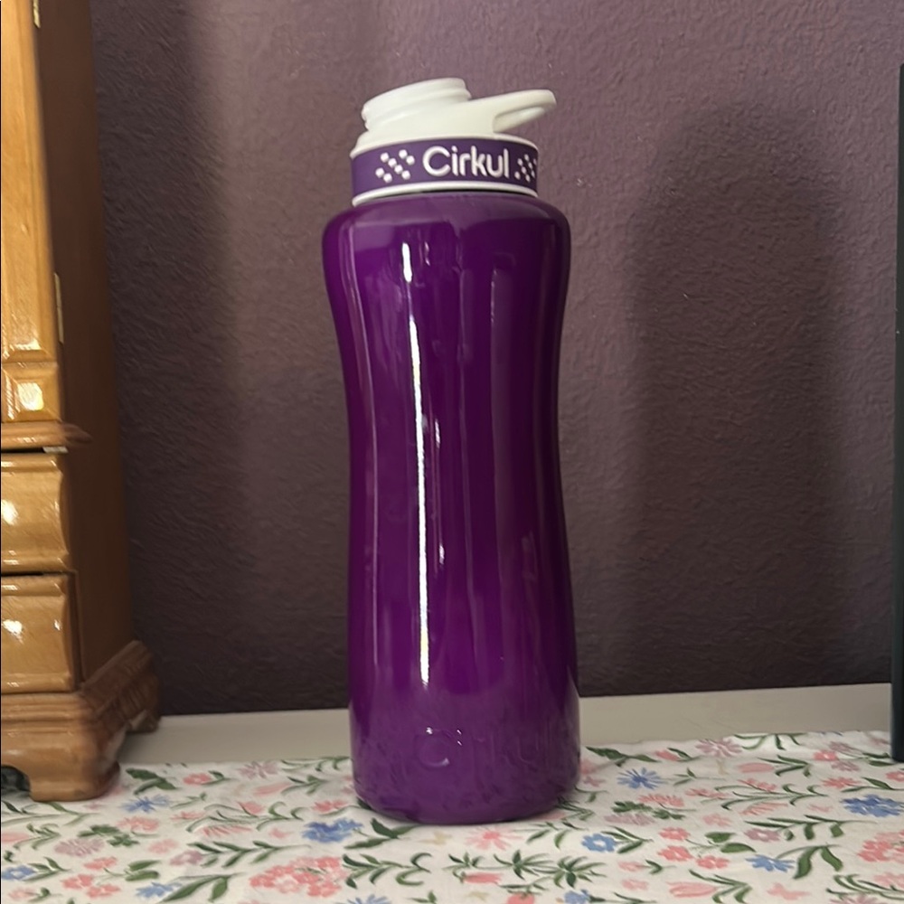 Cirkul Purple Water Bottle